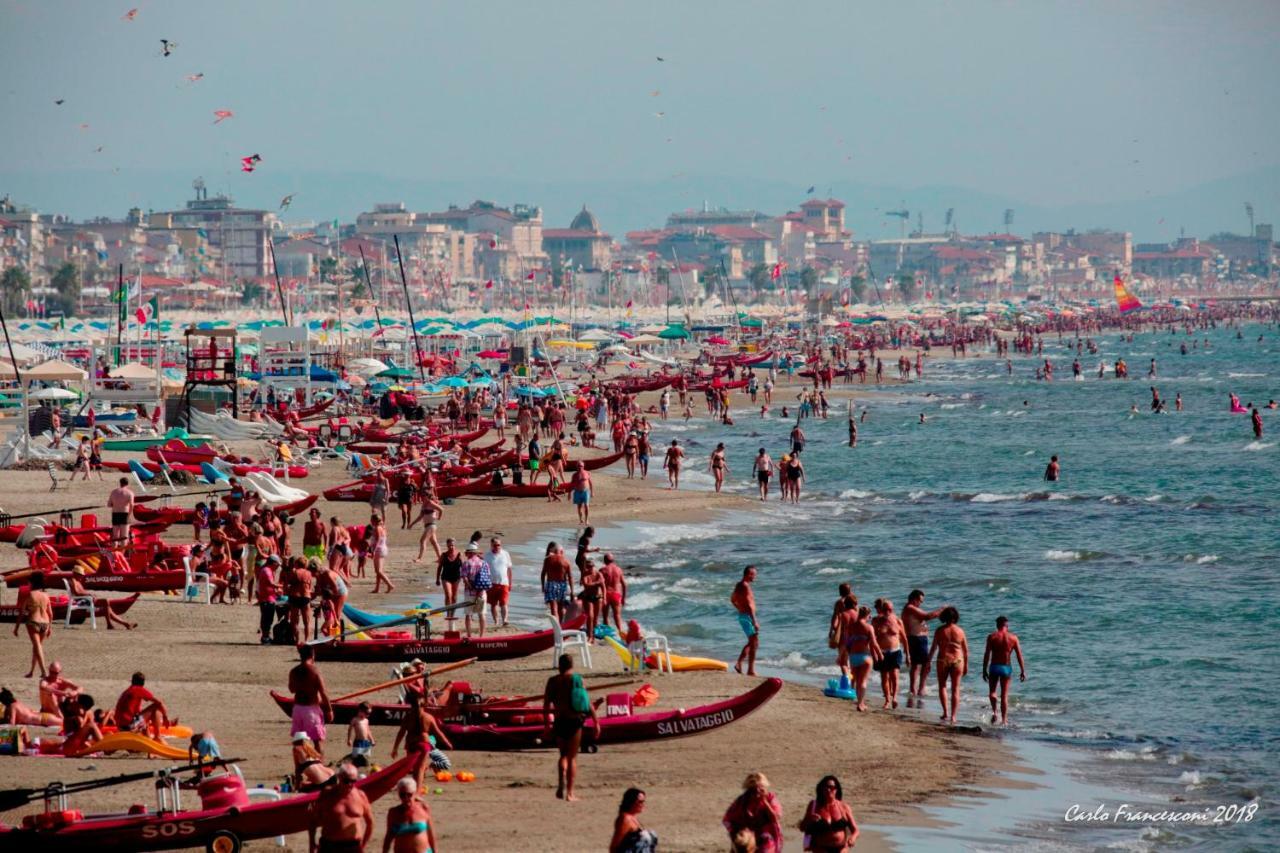Vacanze A Βιαρέτζιο Εξωτερικό φωτογραφία